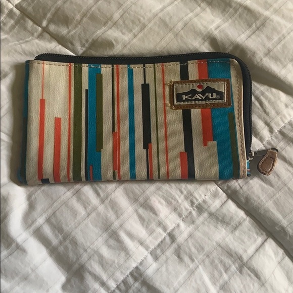 Kavu Handbags - Kavu Clutch